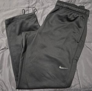 Nike Black Therma-fit Sweatpants with Grey Logo NWOT